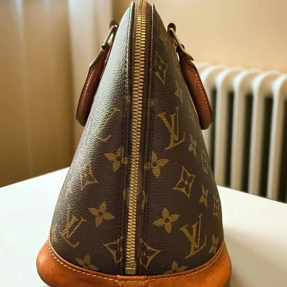 Preloved Louis Vuitton Alma Monogram Bag W/Certificate of Authenticity - Picture 4 of 16